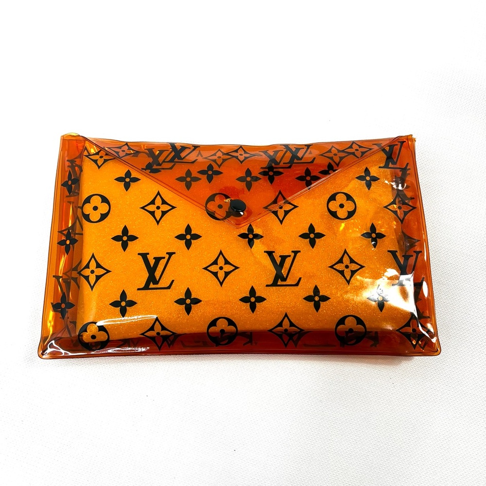 Louis Vuitton PVC Monogram Printed Envelope Pouch in orange transparent plastic - Picture 2 of 16